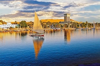 egypt top tourist attractions nile cruising