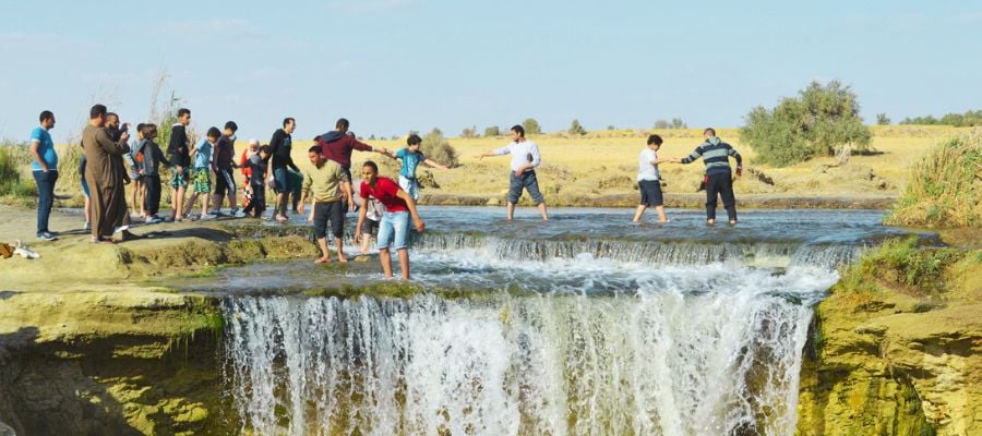 Finding Your Way to the Breathtaking Wadi el Rayan Waterfall: A Guide